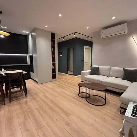 Apartment New Chic Apartment, Tirana
