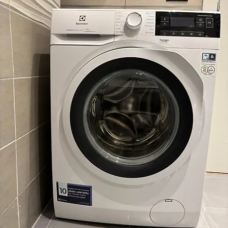 アパート New Chic Apartment, ティラナ