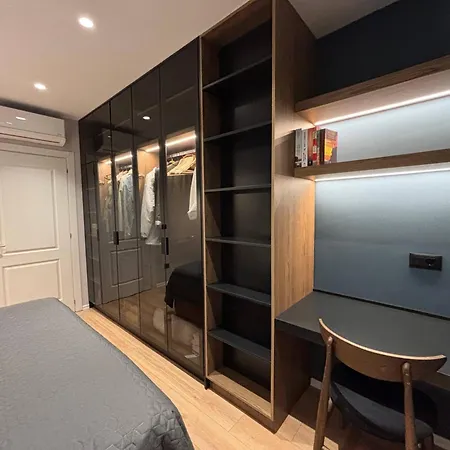 New Chic Apartment, *