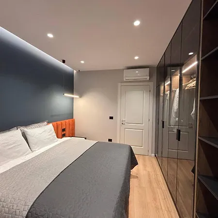New Chic Apartment, * Tirana