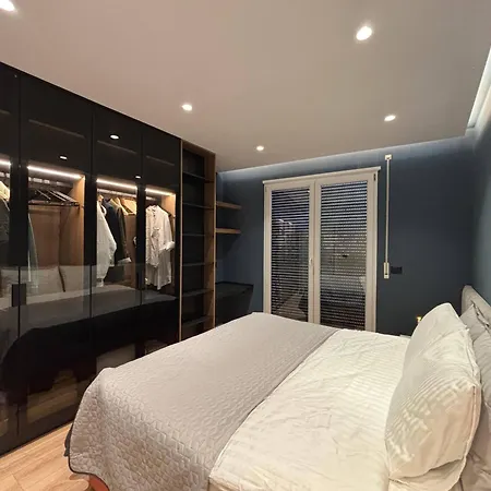 New Chic Apartment, Apartment Tirana
