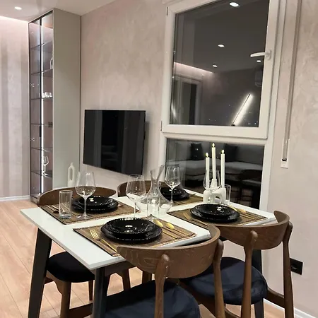 アパート New Chic Apartment,