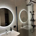 New Chic Apartment, Apartamento Tirana