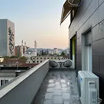 Apartamento New Chic Apartment,