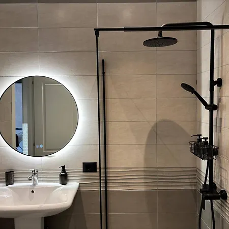 New Chic Apartment, * Tirana
