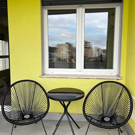 Appartamento New Chic Apartment,