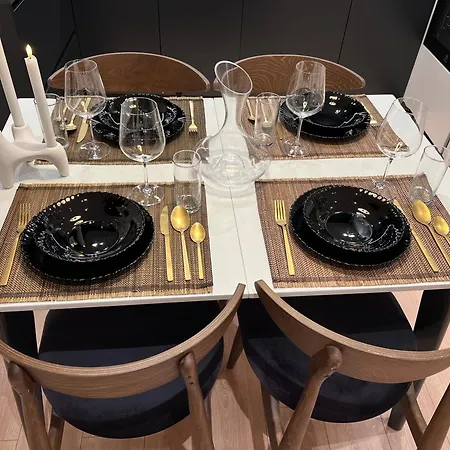 New Chic Apartment, *