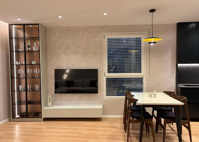 New Chic Apartment, Apartment Tirana