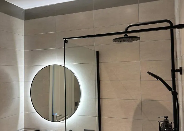 New Chic Apartment, Apartment